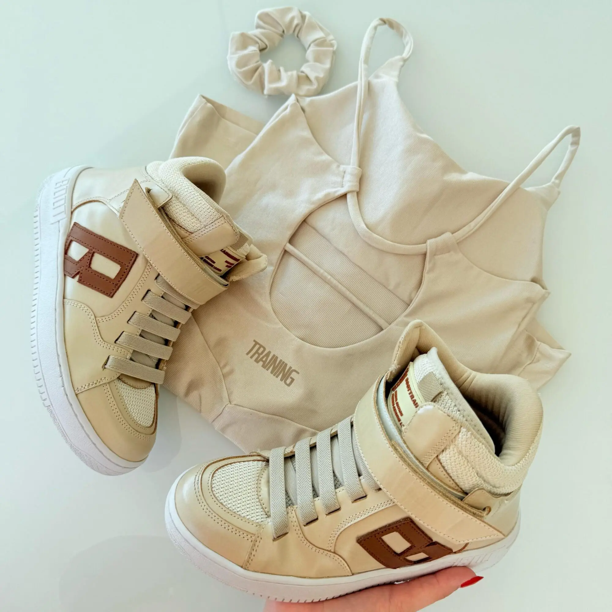 KIT: BOOTZ + MACAQUINHO - Imagem 1